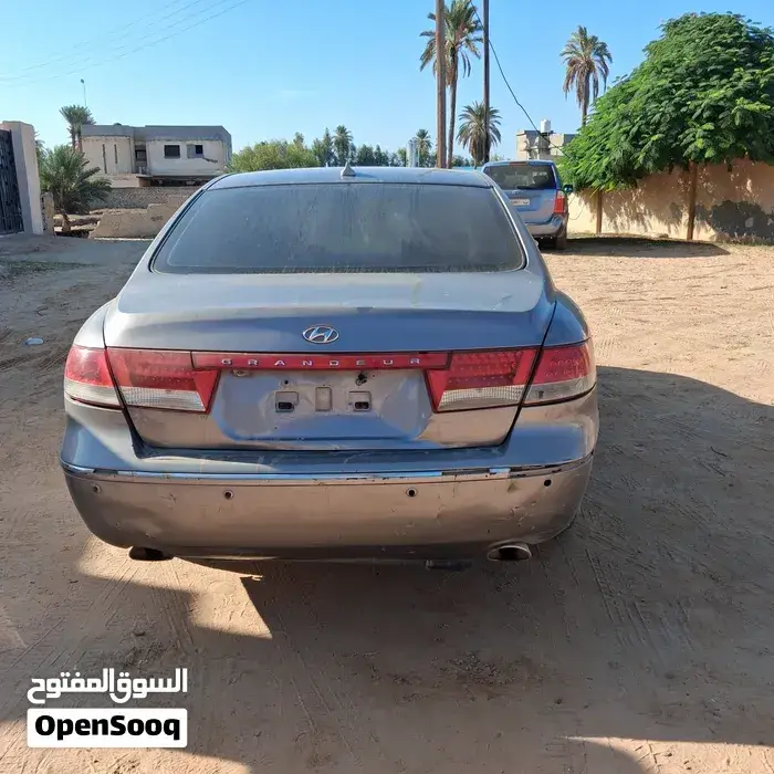 Hyundai Azera