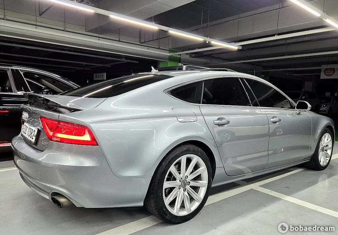 Audi A7 2014 photo 3