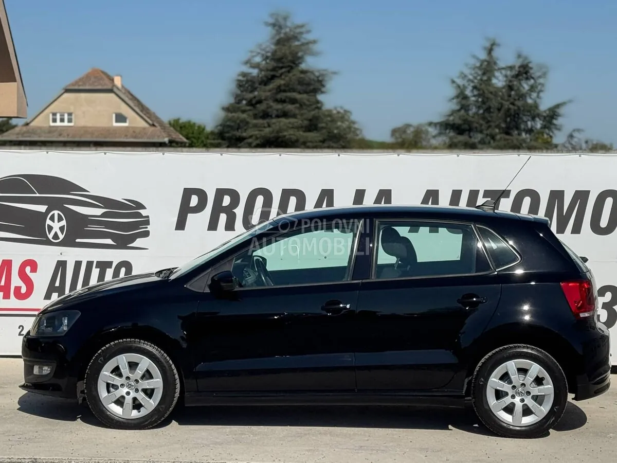 Volkswagen Polo 2011 photo 4