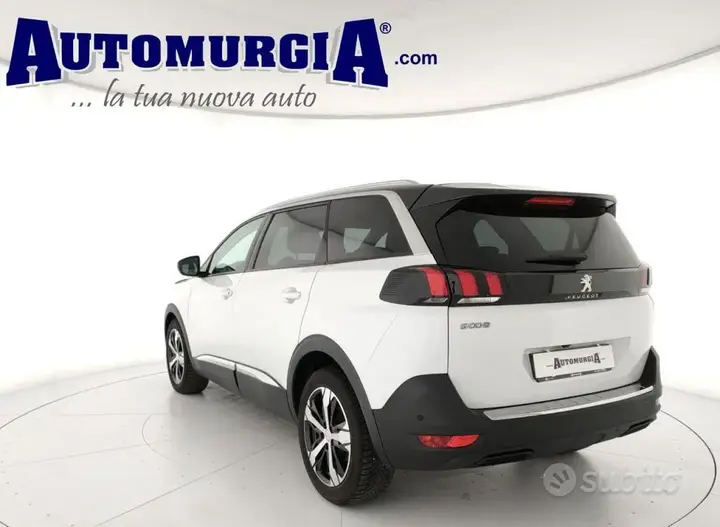 Peugeot 5008 2018 photo 3