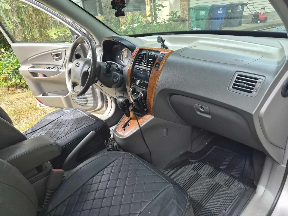 Hyundai Tucson 2006 photo 2