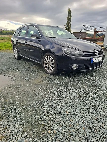 Volkswagen Golf Vi 2010 photo 2