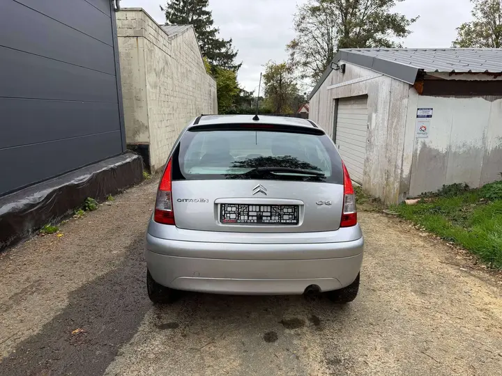 Citroen C3 2008 photo 4