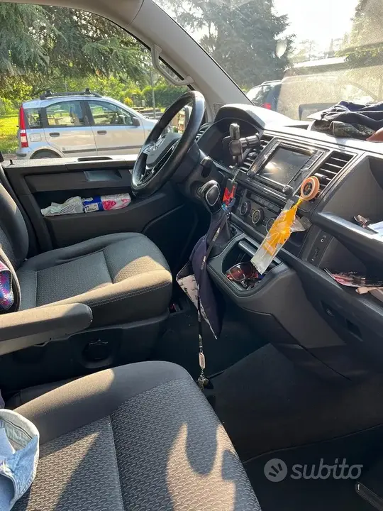 Volkswagen Multivan 2018 photo 4