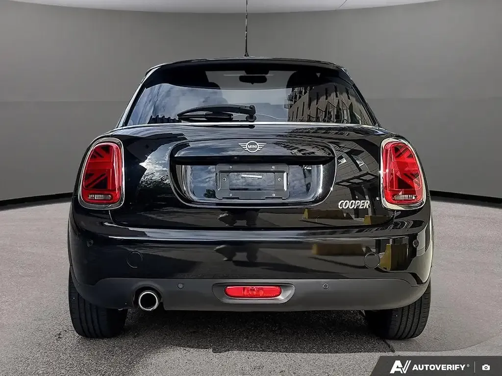Mini 5 Door 2019 photo 4