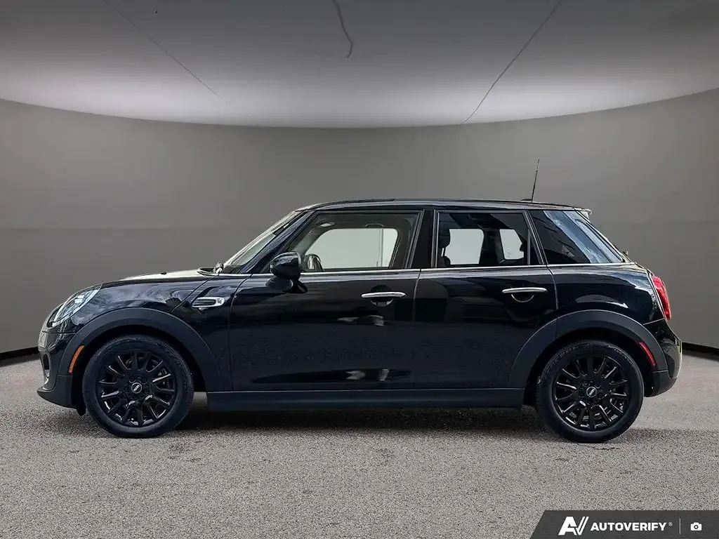 Mini 5 Door 2019 photo 3