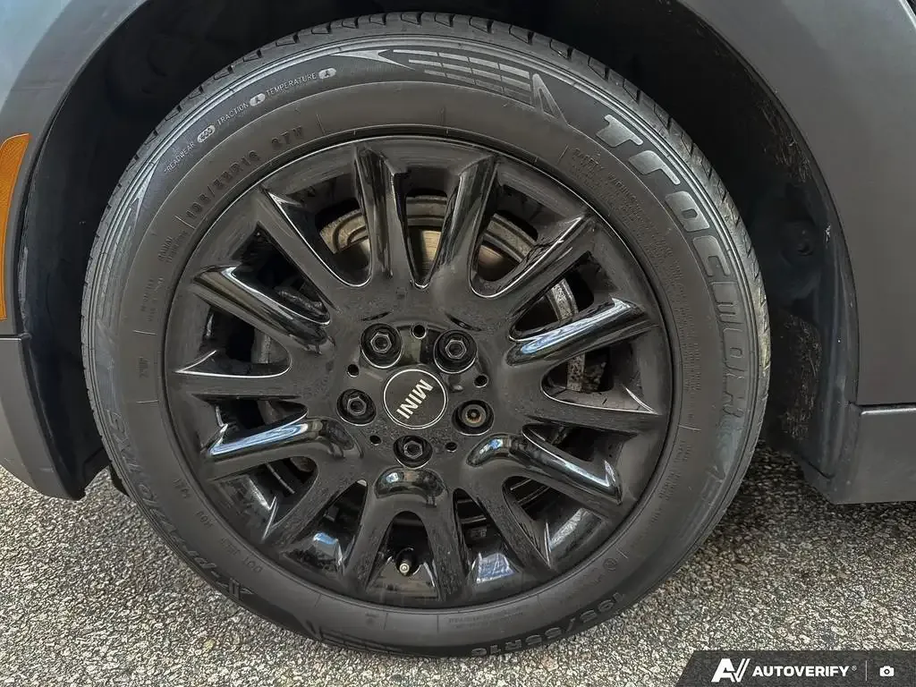 Mini 5 Door 2019 photo 5
