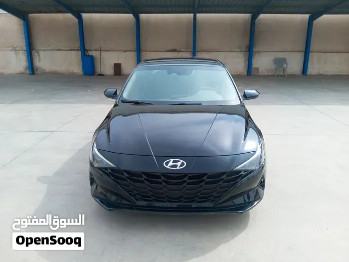 Hyundai Elantra 2023 photo 3
