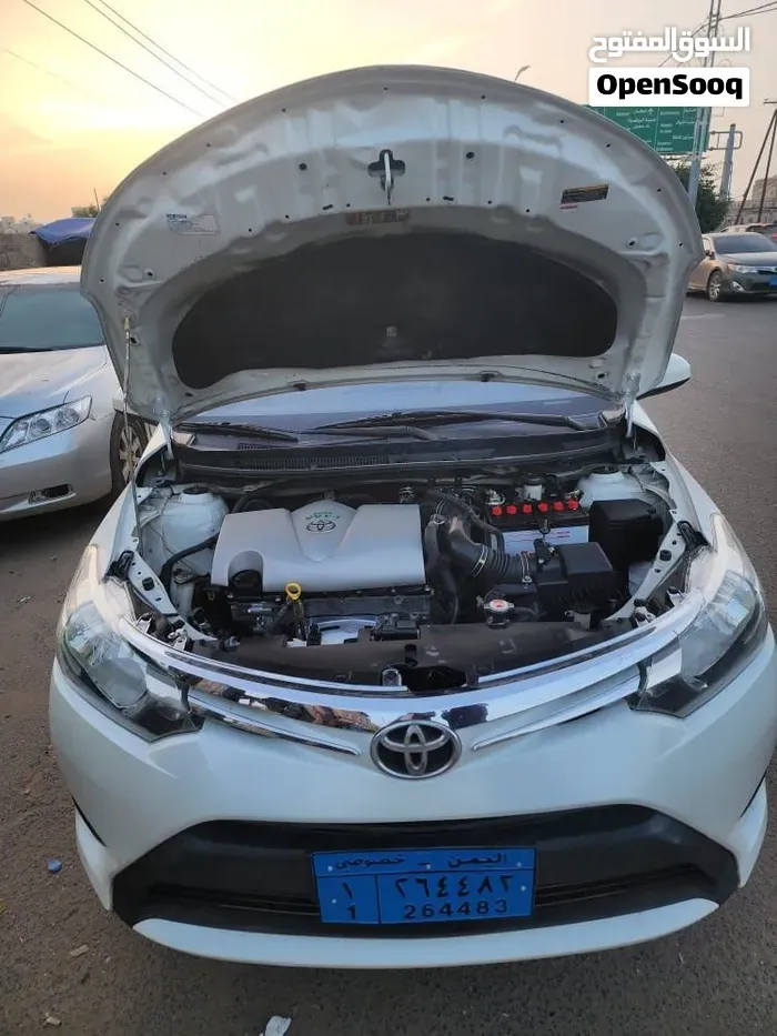 Toyota Yaris 2017 photo 3
