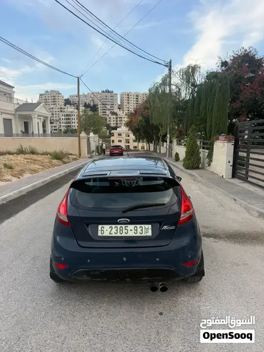 Ford Fiesta 2012 photo 4