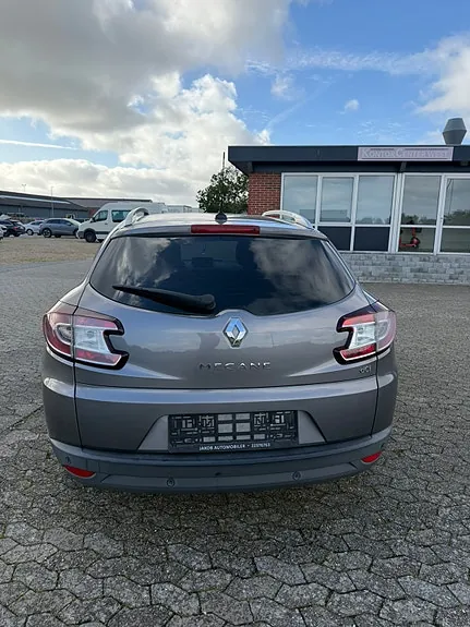 Renault Megane Iii 2010 photo 3