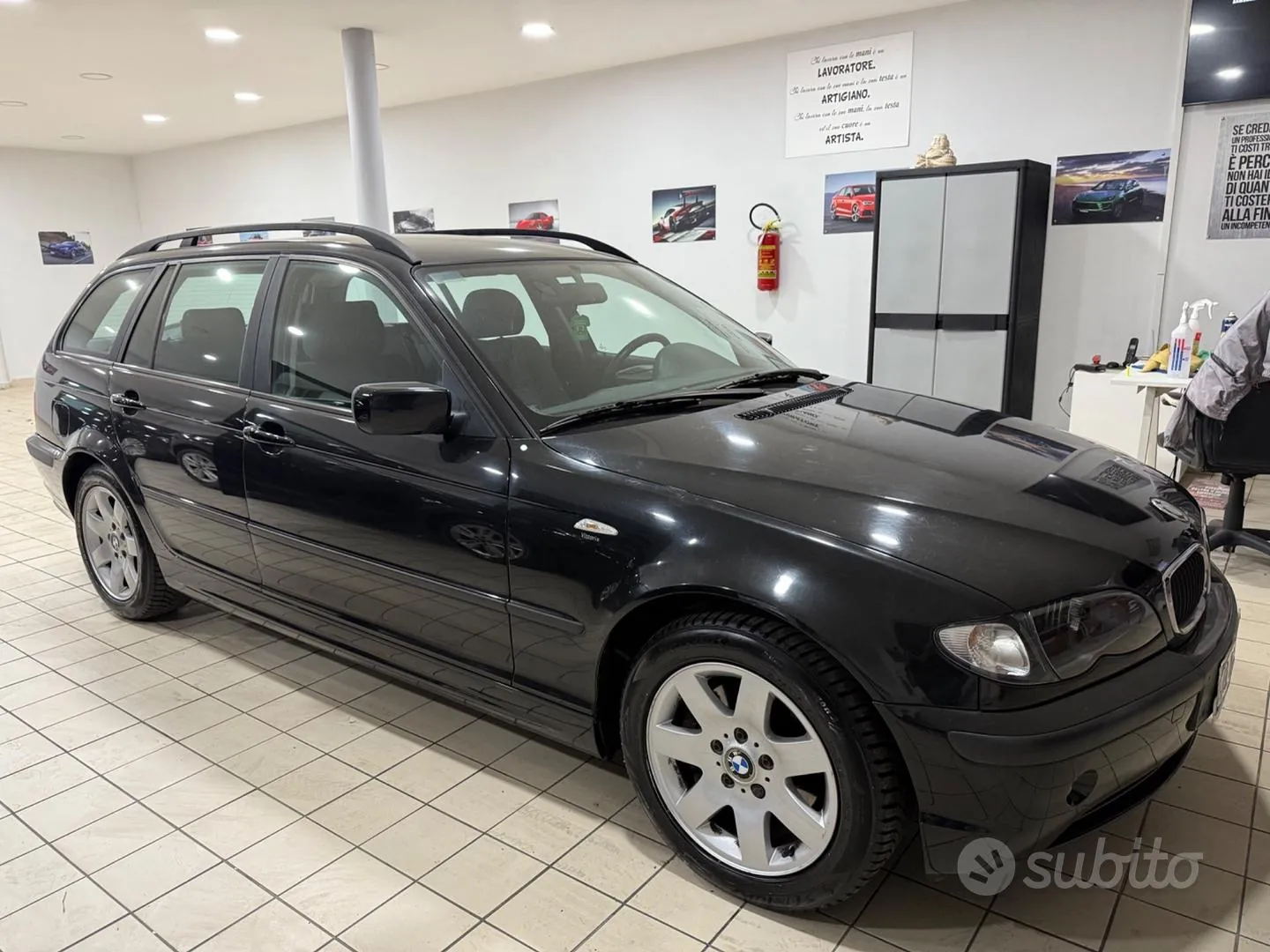 BMW 3 Series 2004 photo 2