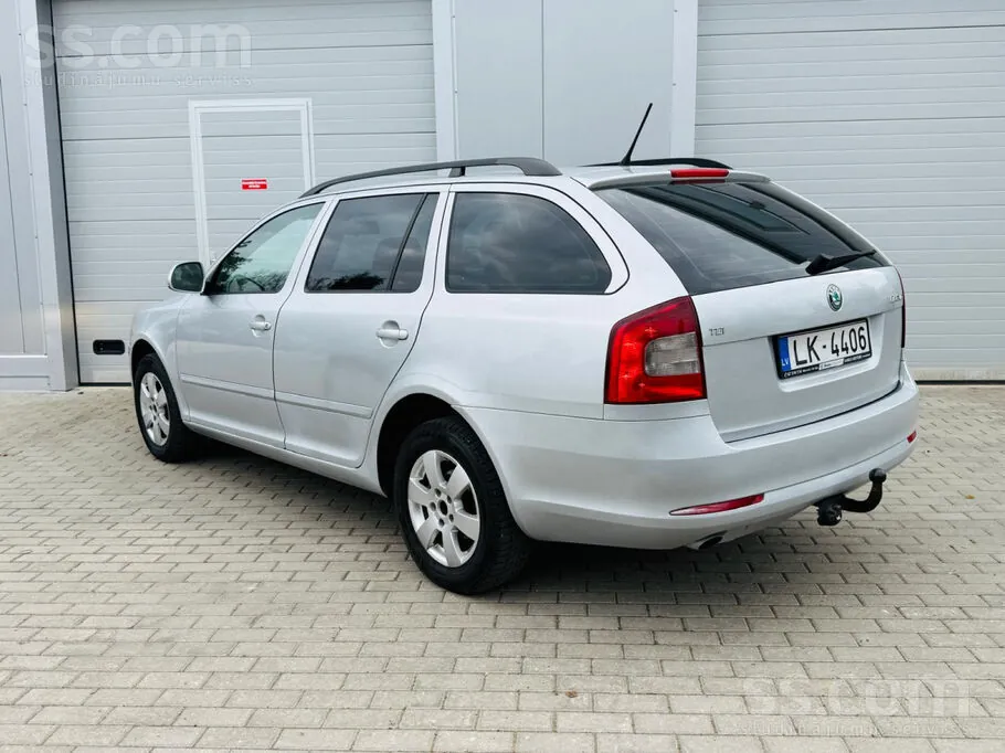 Skoda Octavia 2011 photo 4