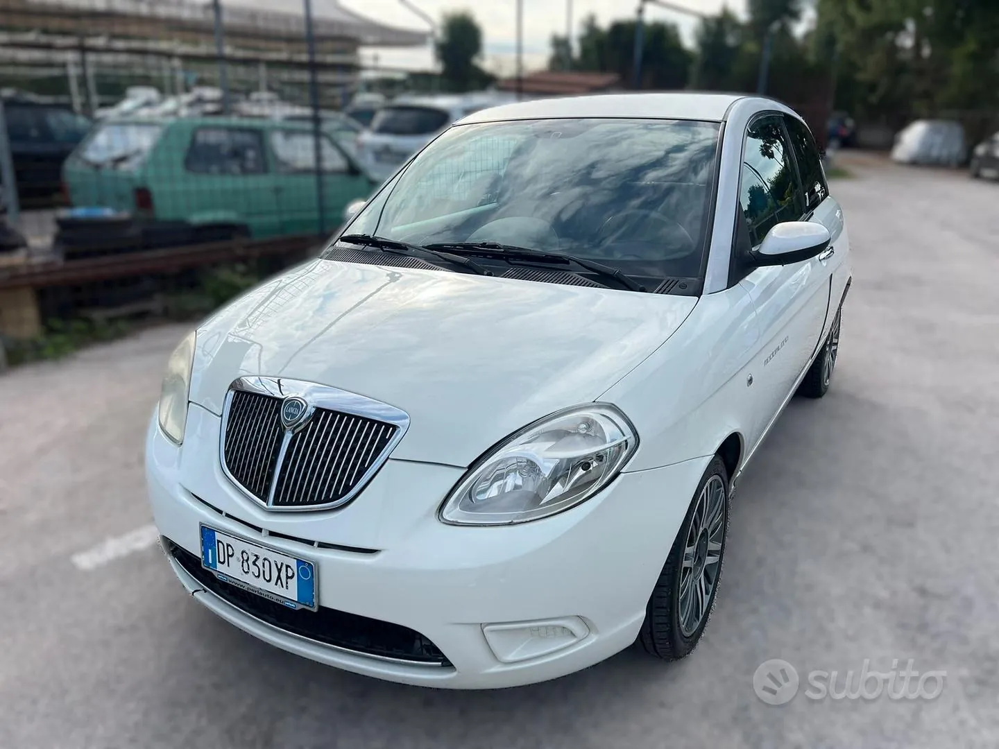 Lancia Ypsilon