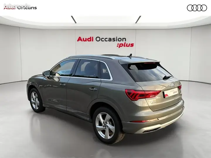 Audi Q3 2018 photo 3