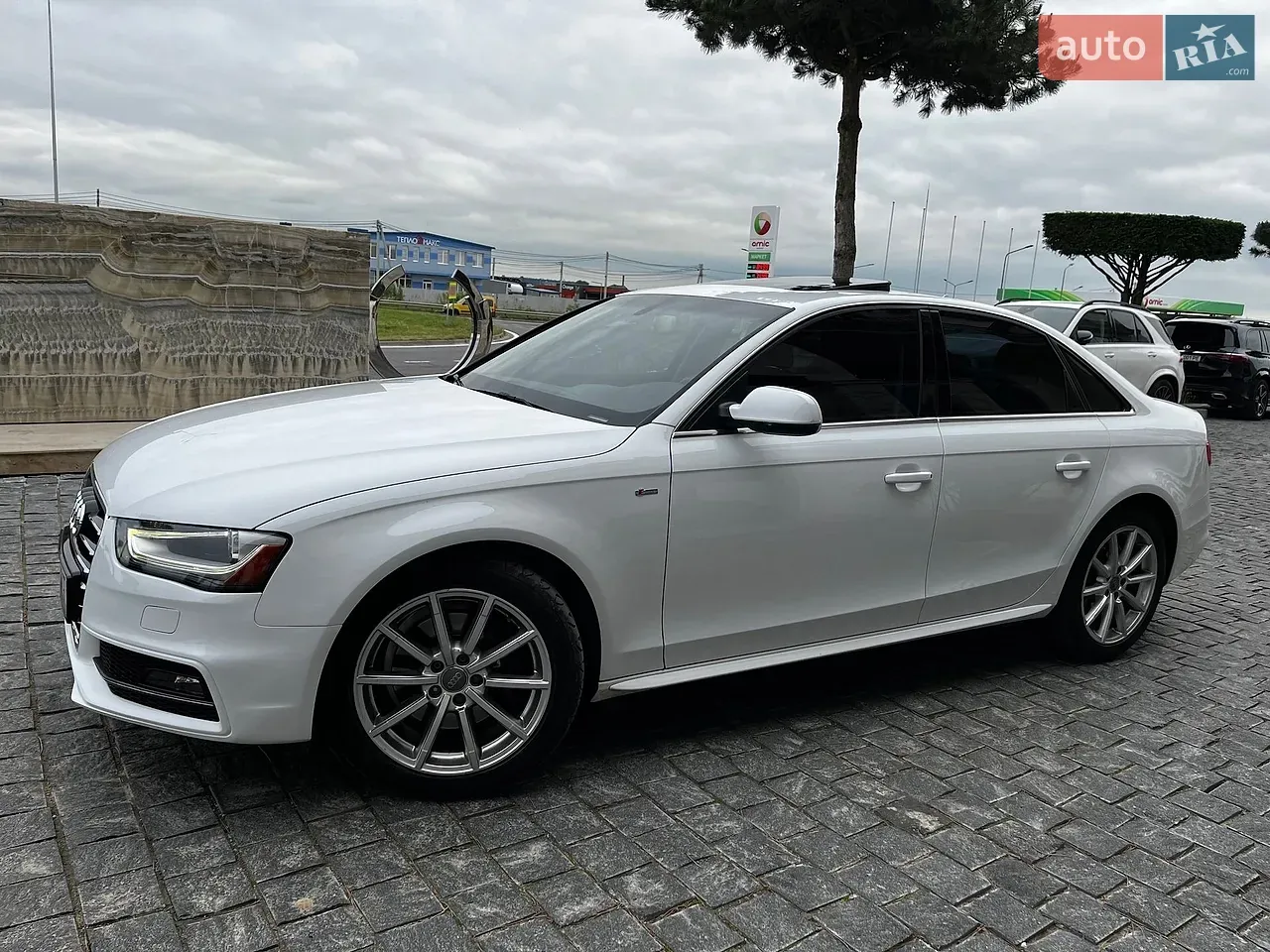 Audi A4 2015 photo 5