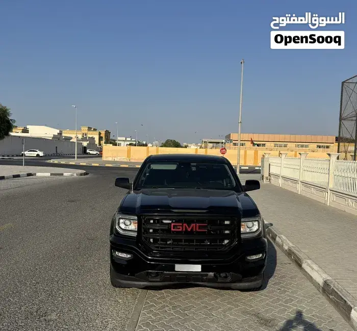 GMC Sierra