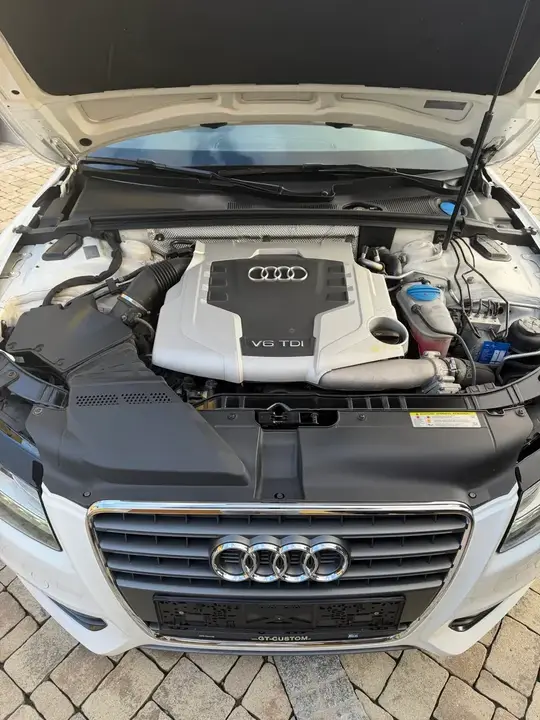 Audi A5 2011 photo 3
