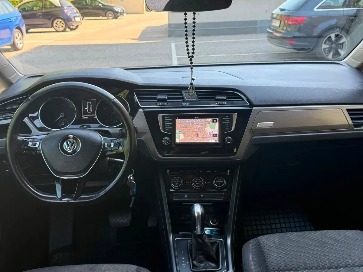 Volkswagen Touran 2016 photo 3