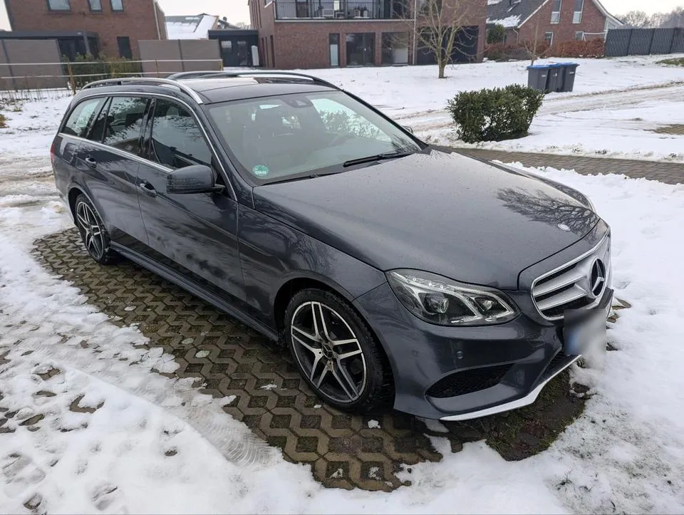Mercedes-Benz S212