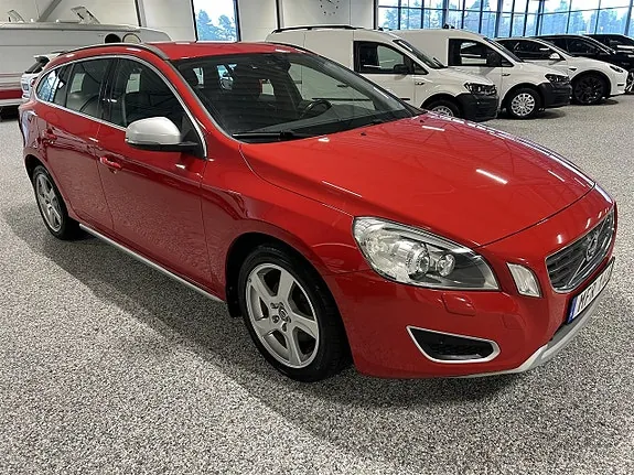Volvo V60 2012 photo 4