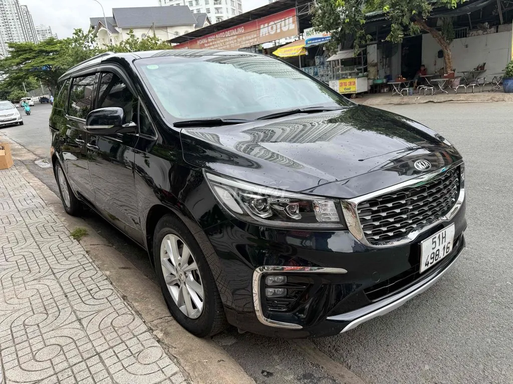 Kia Sedona 2020 photo 2