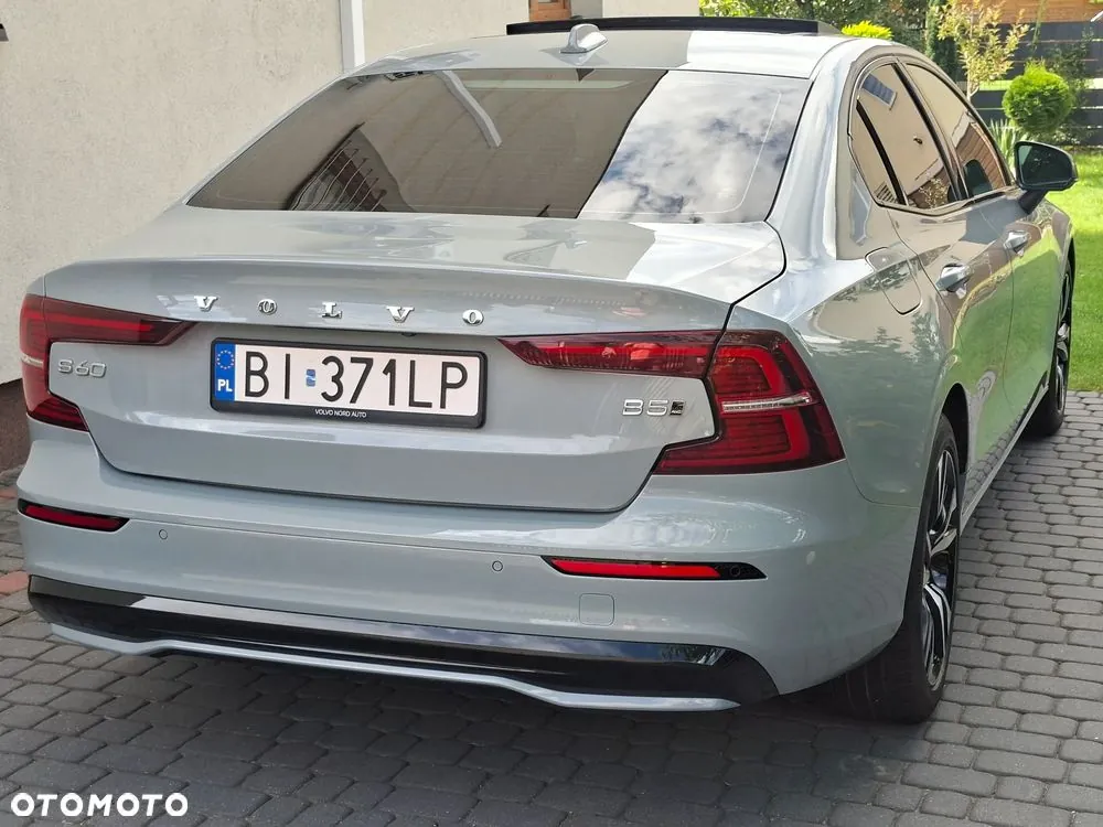 Volvo S60 2024 photo 5