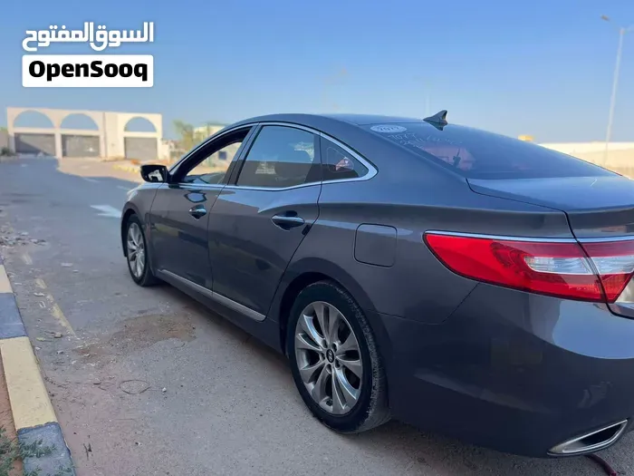 Hyundai Azera 2012 photo 2