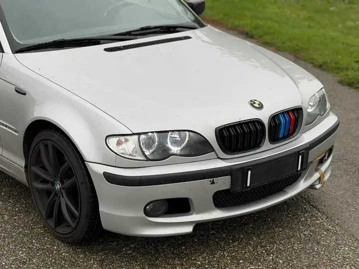 BMW 3 Series 2002 photo 3