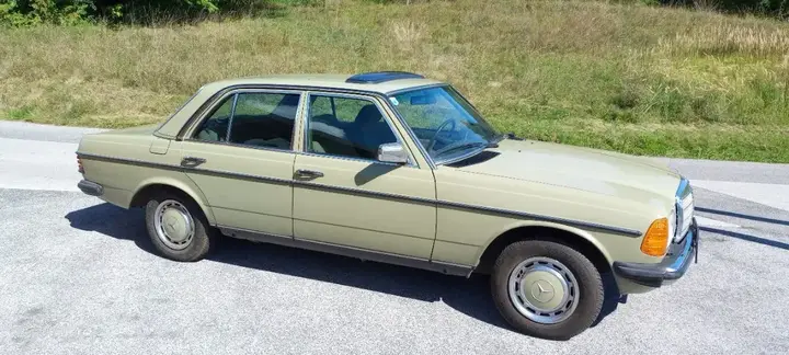 Mercedes-Benz Sonstige