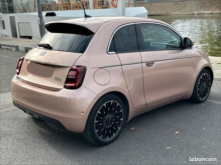 Fiat 500E 2021 photo 2