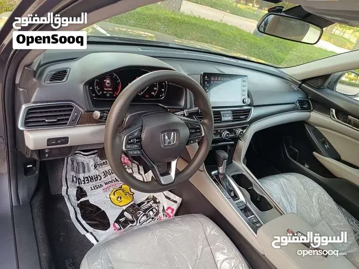 Honda Accord 2018 photo 3