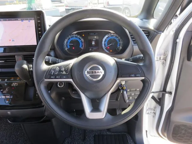 Nissan Roox 2023 photo 3