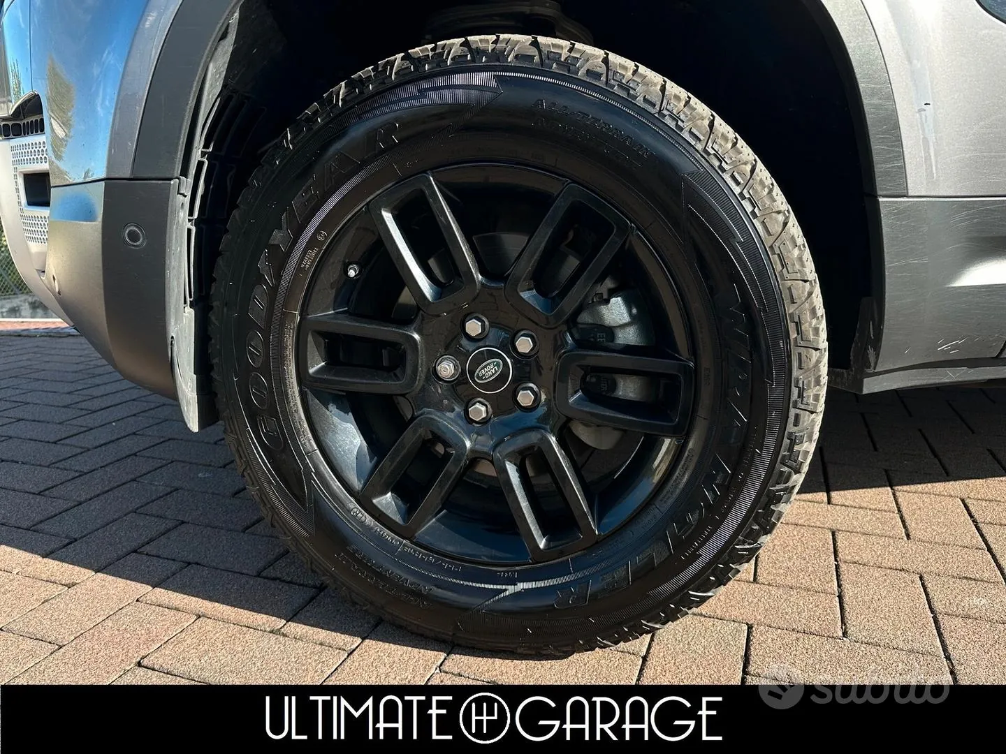 Land Rover Defender 2020 photo 2