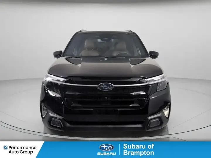 Subaru Forester 2025 photo 2