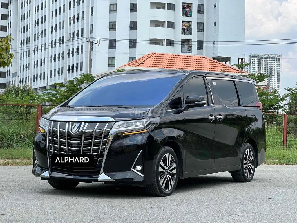 Toyota Alphard 2023 photo 3