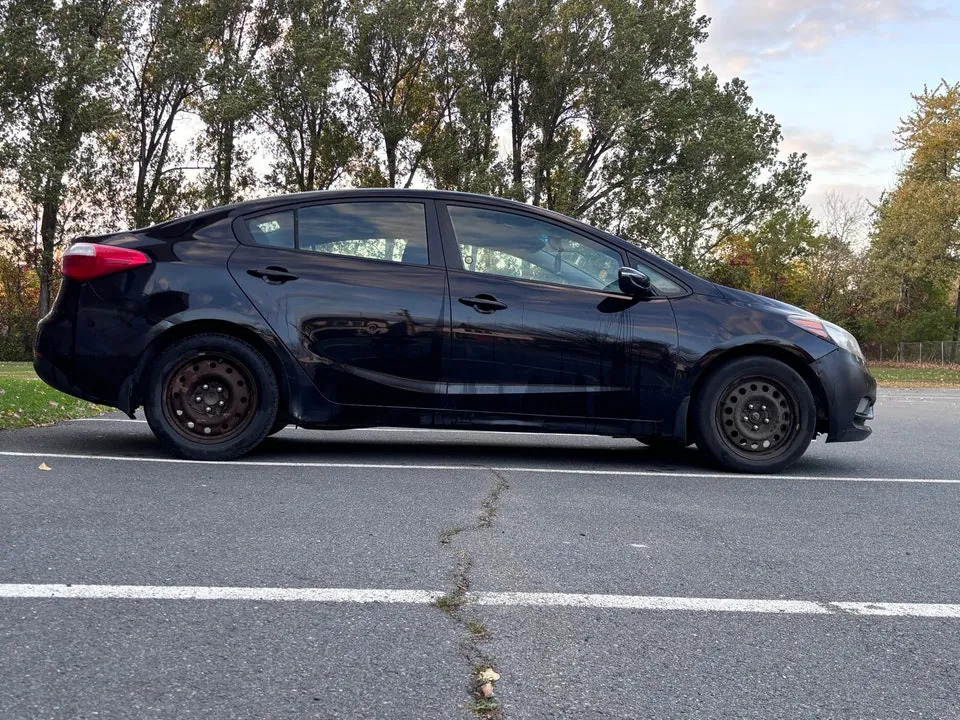Kia Forte 2014 photo 2