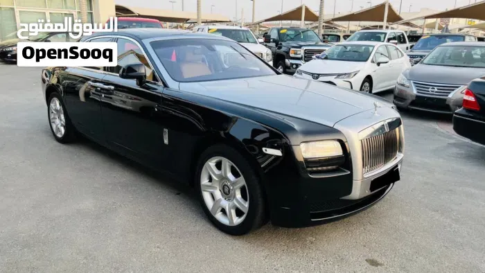 Rolls-Royce Ghost 2012 photo 3