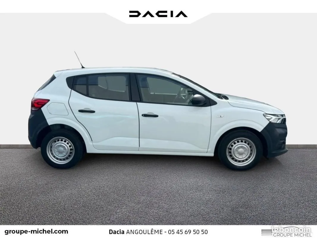 Dacia Sandero 2021 photo 2