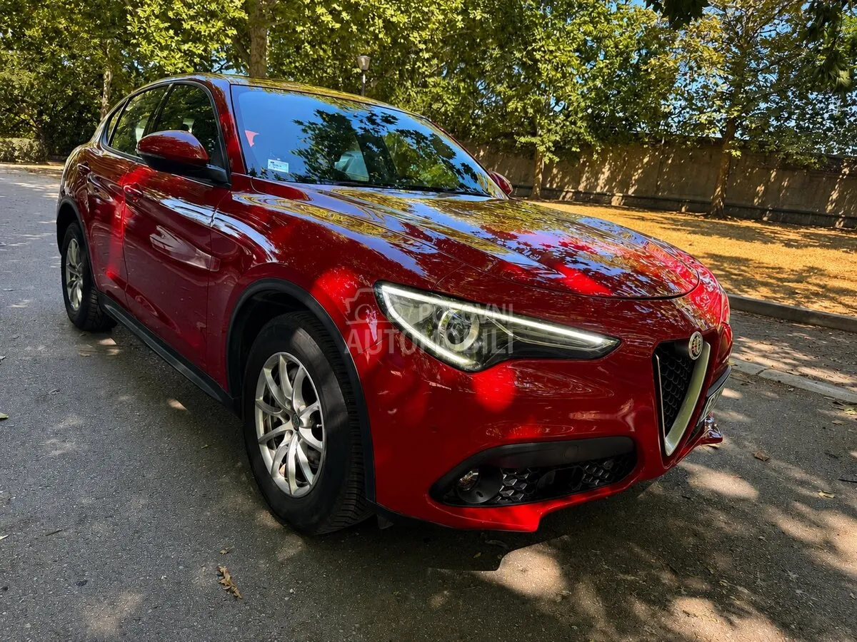 Alfa Romeo Stelvio 2017 photo 3
