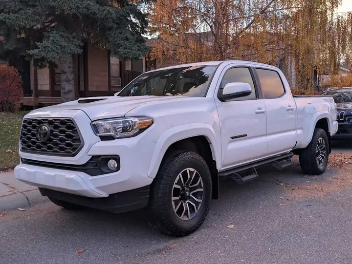 Toyota Tacoma 2021 photo 2