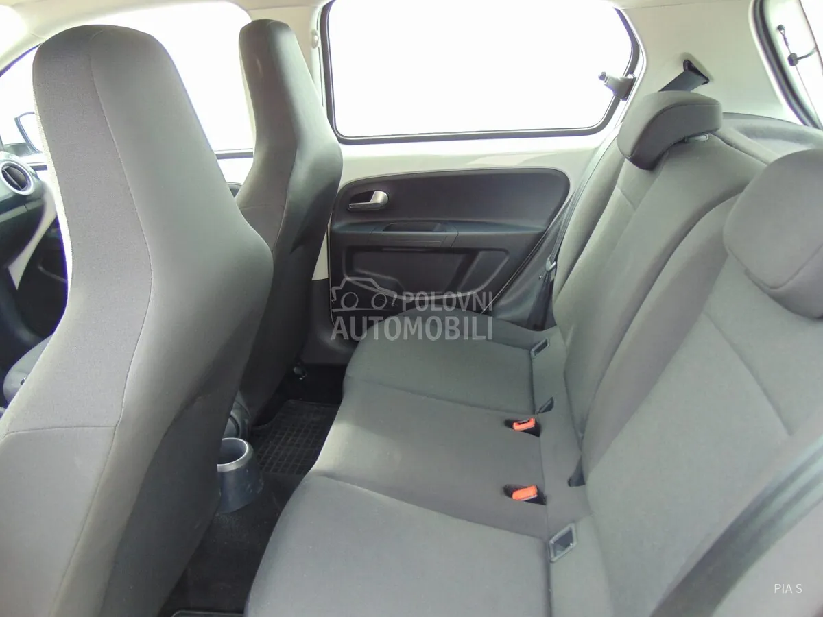 Volkswagen Up 2023 photo 3
