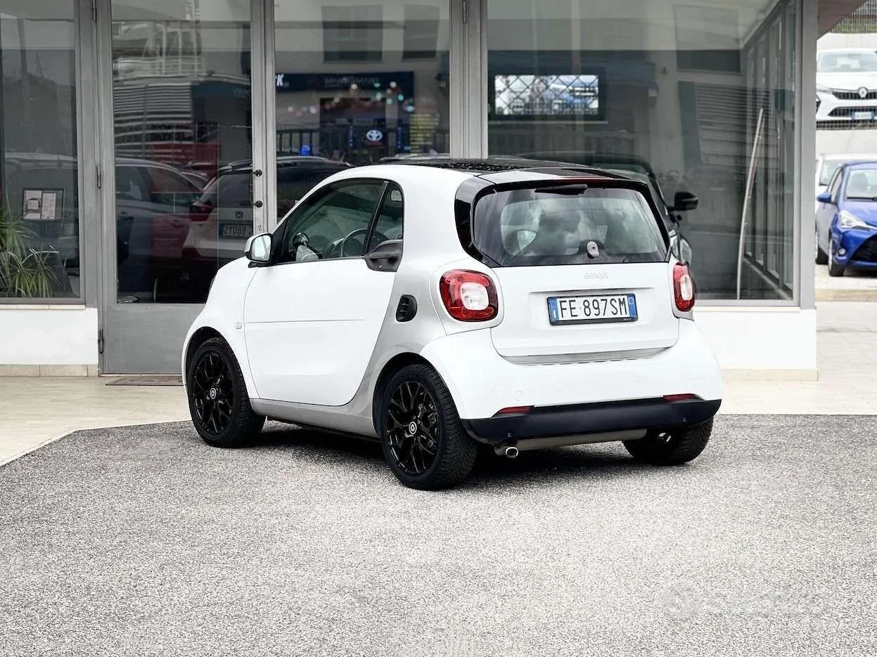 Smart Fortwo 2016 photo 4
