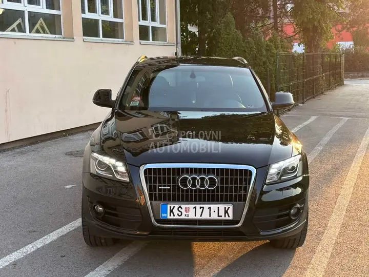 Audi Q5 2009 photo 4