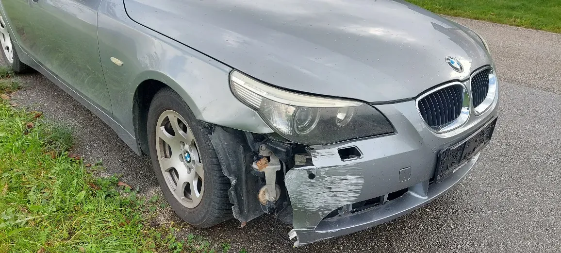 BMW 5 Series 2003 photo 3