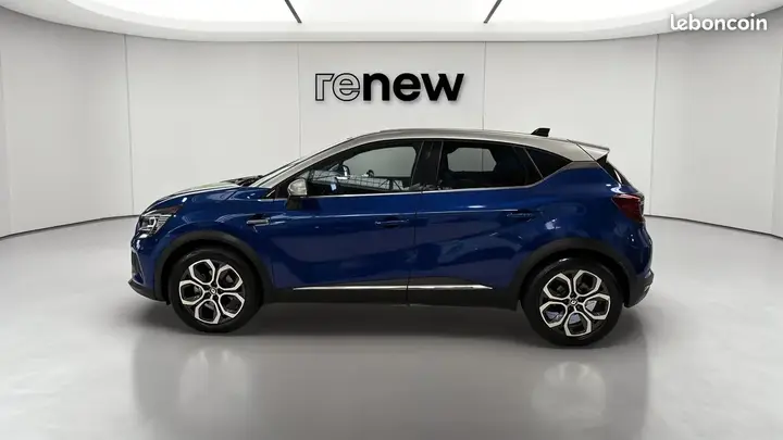 Renault Captur 2024 photo 2