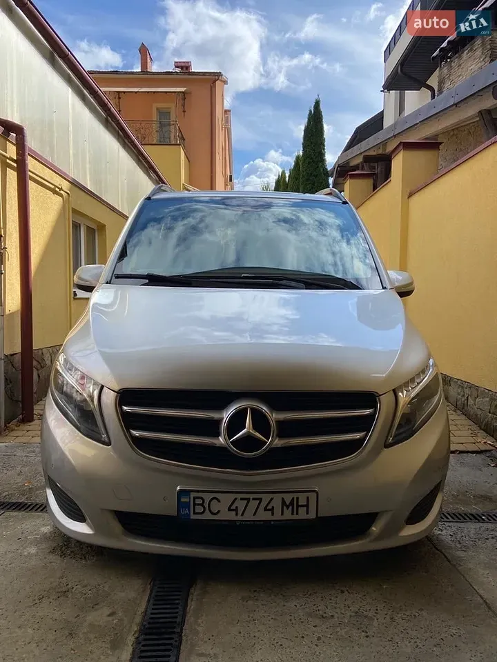 Mercedes-Benz V-Class