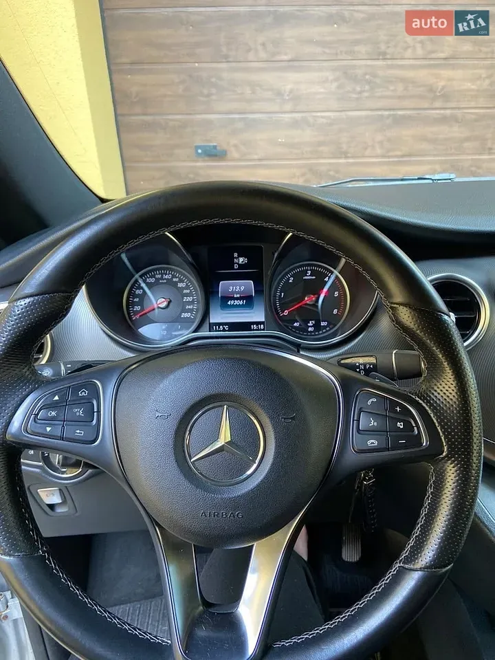Mercedes-Benz V-Class 2014 photo 5