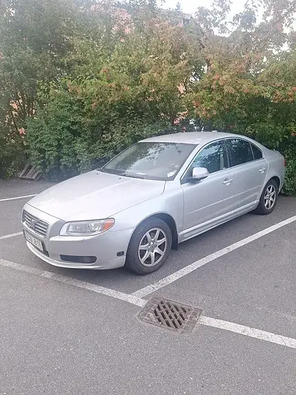 Volvo S80