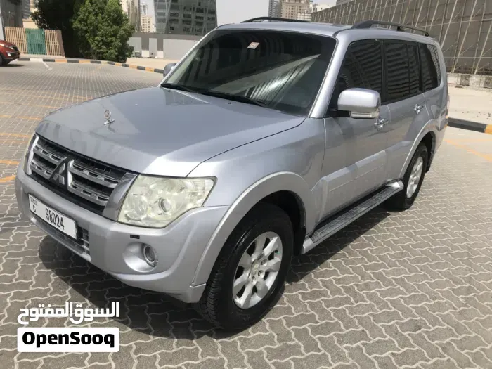 Mitsubishi Pajero 2013 photo 5